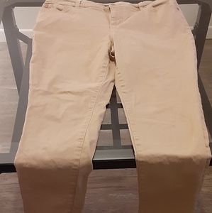 EUC Bandolino 12 PETITE Mandie Skinny Ankle Pant